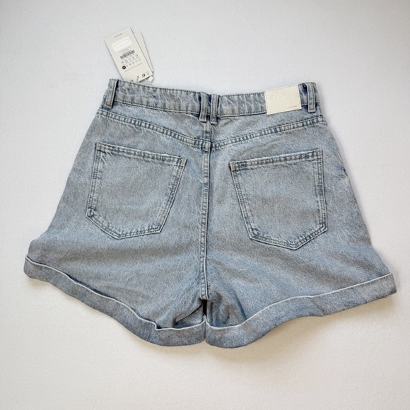 Bershka Denim Women's Light Blue High Waisted Rolled Cuff Shorts size 10 - Picture 4 of 12